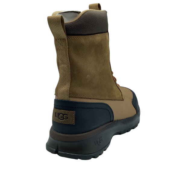 UGG M EMMET DUCK BOOT HI Online now